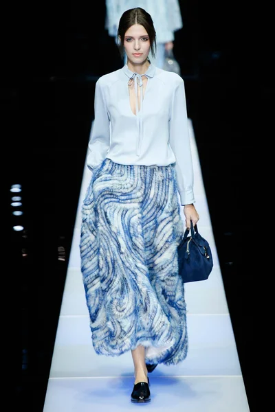 Look 26